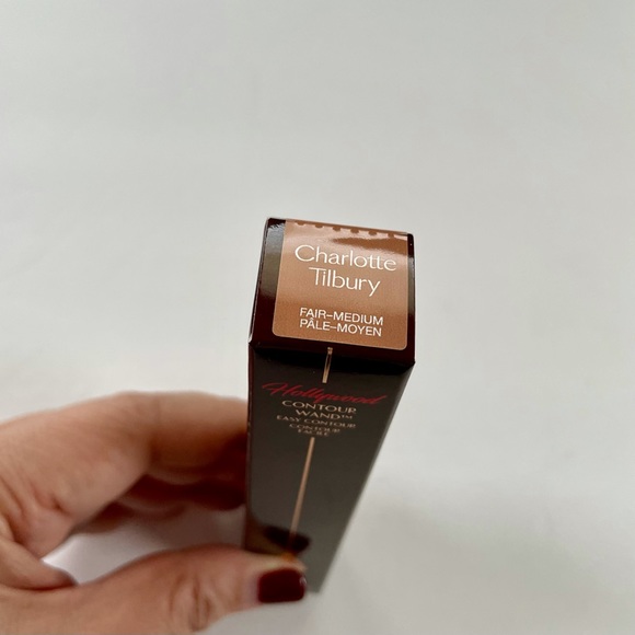 Charlotte Tilbury Other - CHARLOTTE TILBURY BNIB Contour Wand in Fair-Medium |NEW IN BOX + STICKER